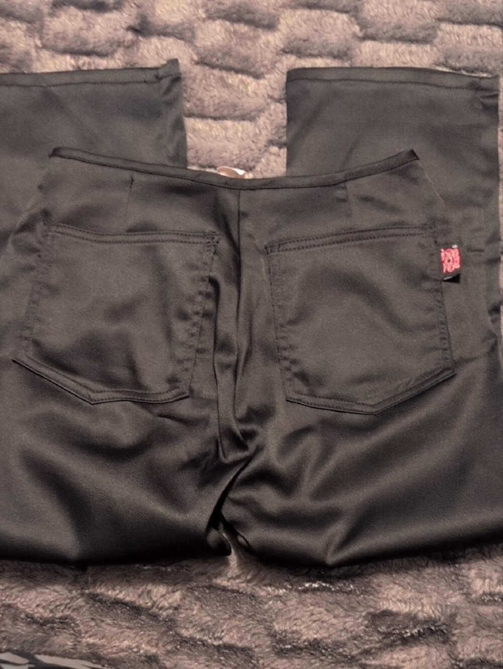 Capri Pants - Picture 2 of 3